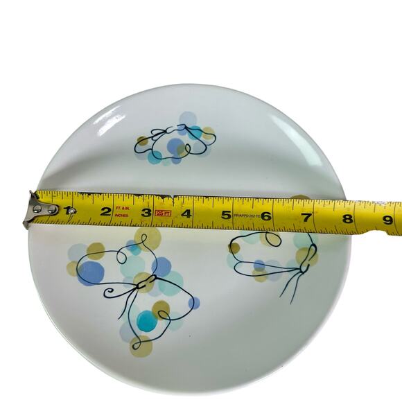 Pottery Barn Set 2 Butterfly 8" Diameter White Ceramic Dessert Salad Plates - Picture 6 of 6